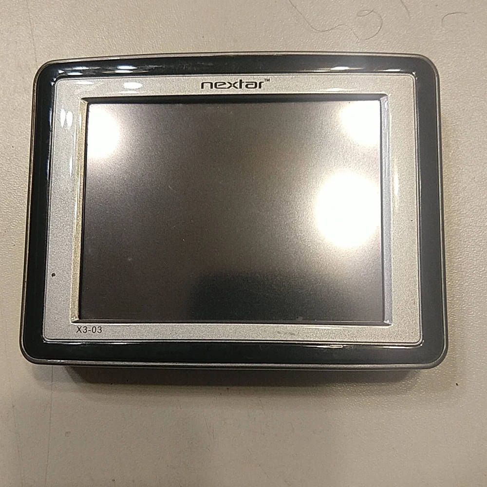 Nextar GPS Unit - Picture 1 of 2